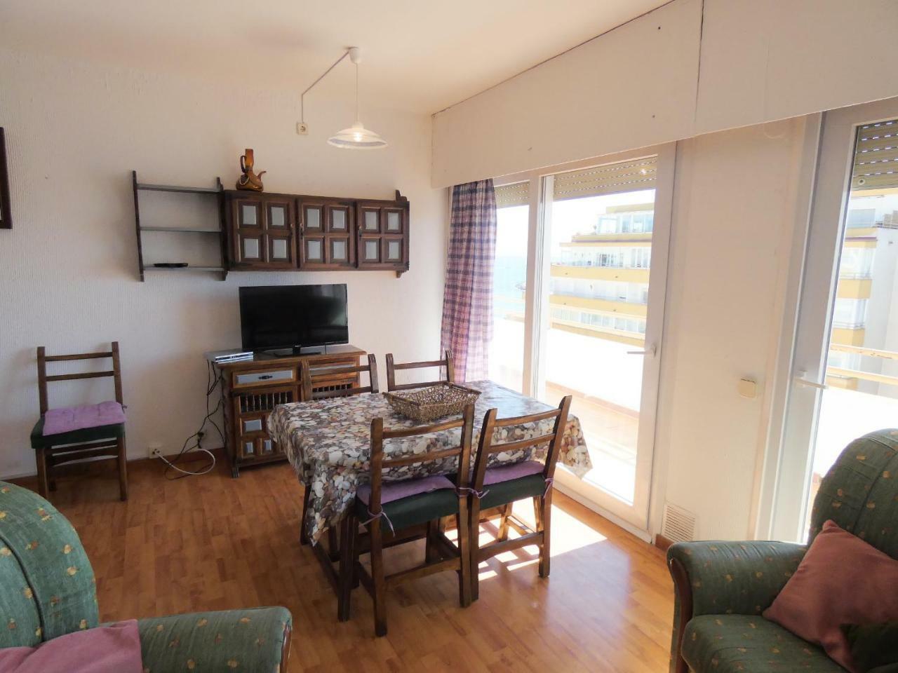 רוזס Holiday Center מראה חיצוני תמונה